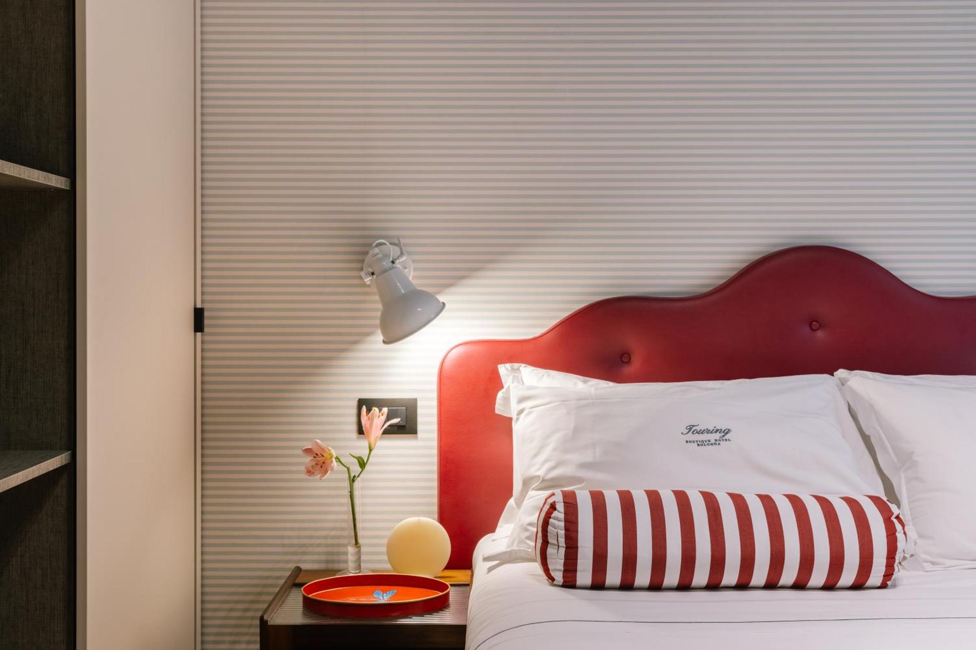 Hotel Touring — Фото 1